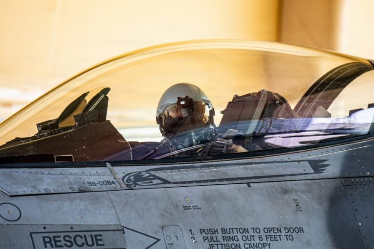 F-16 Pilots Awarded DFCs for Midnight Hammer