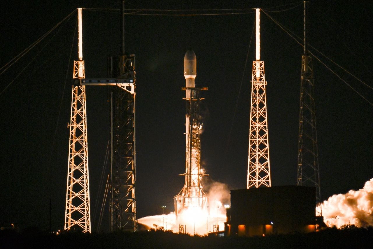 GPS III SV09 launch from Florida on January 27, 2026.